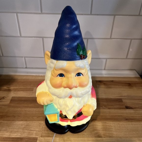 Holiday Time Holiday Gnome Tabletop Blow Mold 1 Inch Battery